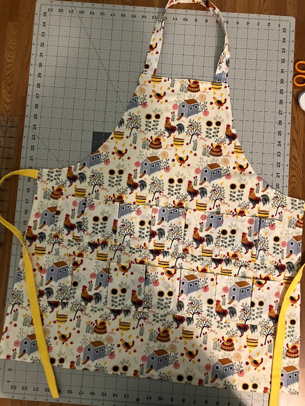 Full Length Egg Gathering / Collecting Apron